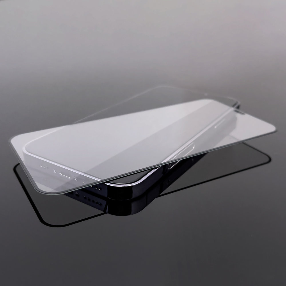 Celoplošné temperované tvrzené sklo na iPhone SE 2020 / 8 / 7 black